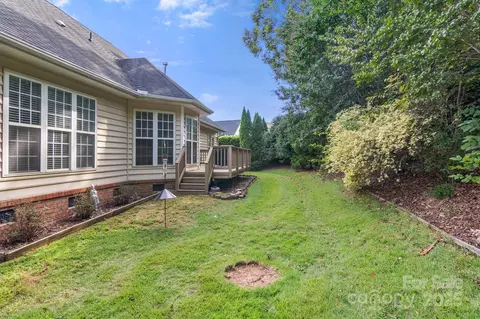 Exterior - 191 Melbourne Dr, Fort Mill, SC 29708 photo 2 of 5
