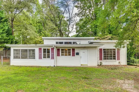 106 W Gregg St, Fort Mill, SC 29715