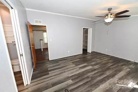 103 E Trace Dr, Newton, NC 28658 photo 7