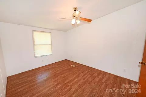 103 E Trace Dr, Newton, NC 28658 photo 35