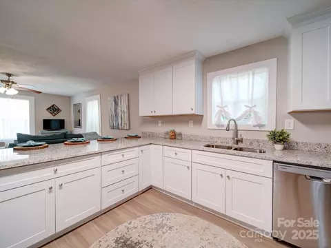 332 Lyle St, Rock Hill, SC 29730