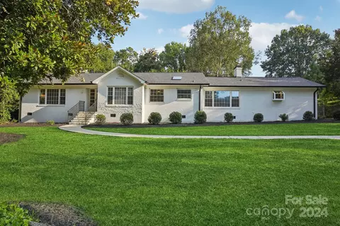 400 Livingston Dr, Charlotte, NC 28211