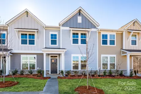 10513 Boudreaux St, Huntersville, NC 28078