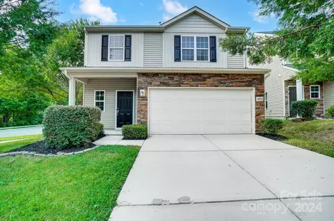 14303 Evening Flight Ln, Charlotte, NC 28262