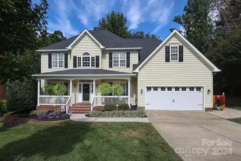 16125 Cranleigh Dr, Huntersville, NC 28078