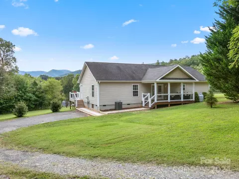 93 Israel Rd, Candler, NC 28715