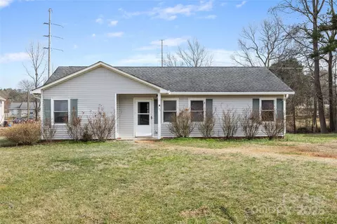101 Turner Dr, Clover, SC 29710
