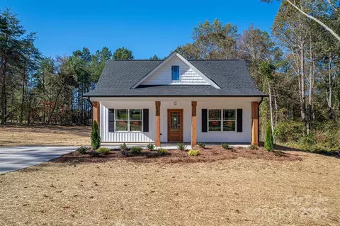 105 Biggerstaff Ct, Kings Mountain, NC 28086