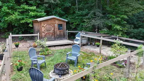 Exterior - 131 Gray Wolf Trl, Sylva, NC 28779 photo 6 of 7