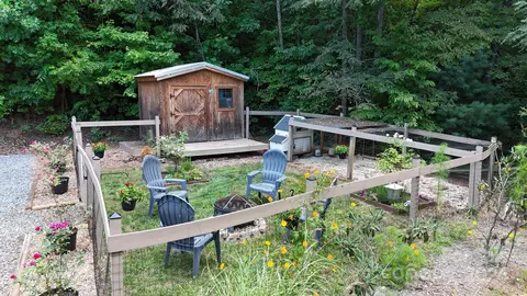 Exterior - 131 Gray Wolf Trl, Sylva, NC 28779 photo 5 of 7