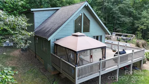 131 Gray Wolf Trl, Sylva, NC 28779