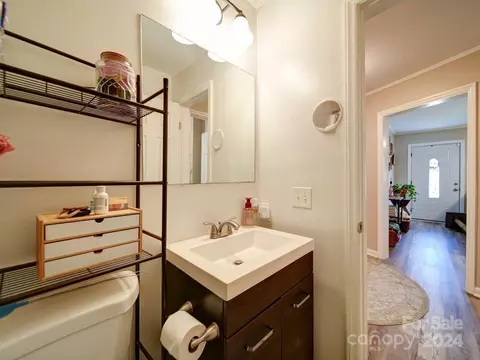 Bath - 2498 Douglas Rd, Lancaster, SC 29720 photo 2 of 2