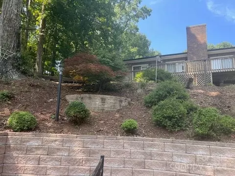 705 Bible Camp Ln, Taylorsville, NC 28681