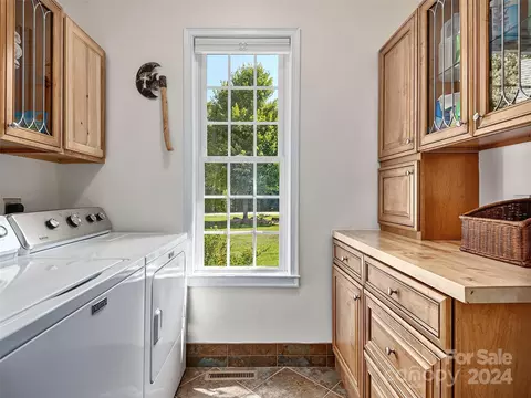 447 River Park Ln, Mill Spring, NC 28756 photo 17