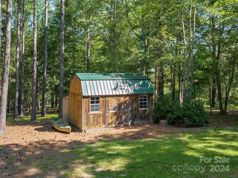 447 River Park Ln, Mill Spring, NC 28756 photo 36