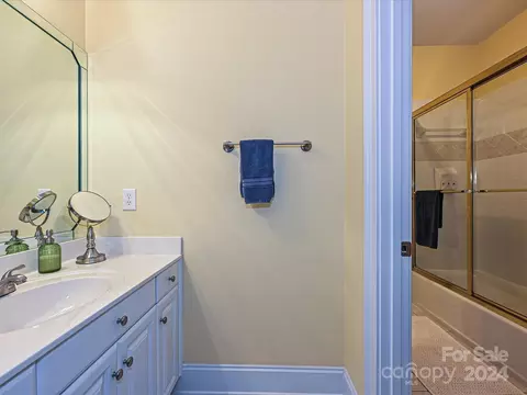 4658 Eagle Pointe Ct, Denver, NC 28037 photo 29
