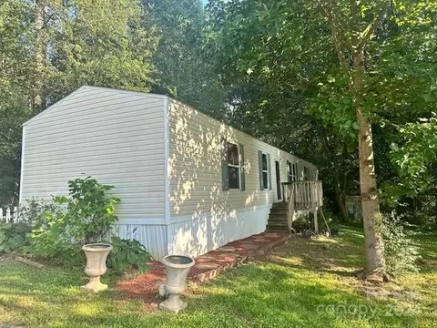 8605 Canary St, Connelly Springs, NC 28612