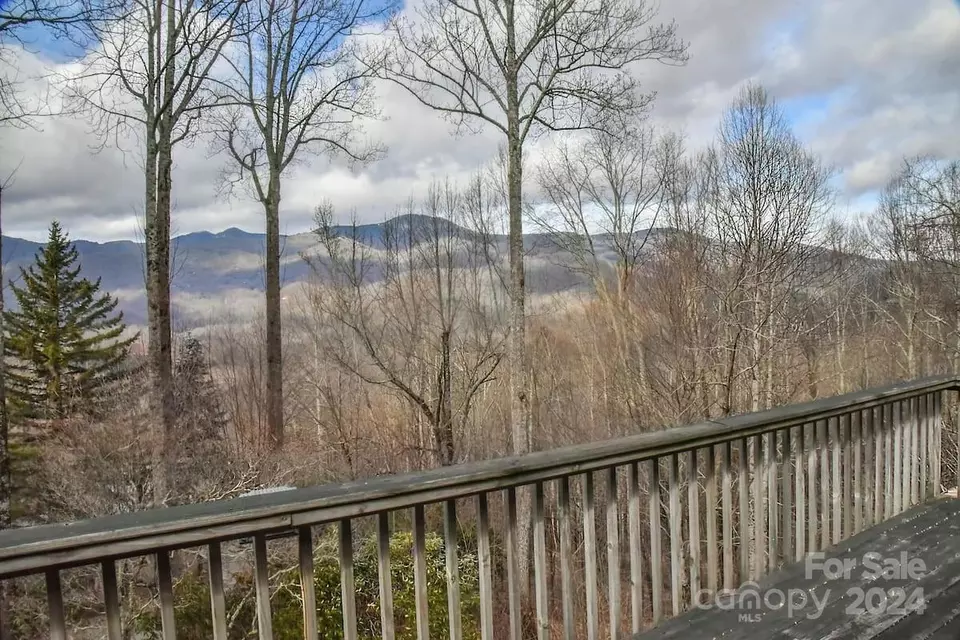 Exterior - 1698 Cabin Flats Rd, Sylva, NC 28779 photo 2 of 7
