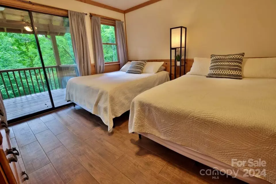 Bedroom - 1698 Cabin Flats Rd, Sylva, NC 28779 photo 2 of 5
