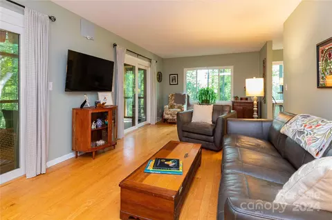 6 Tree Haven Dr, Brevard, NC 28712 photo 10