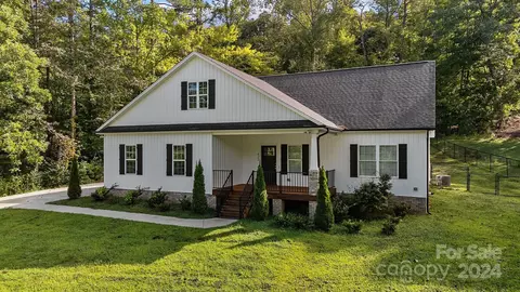 422 Brown Rd, King, NC 27021