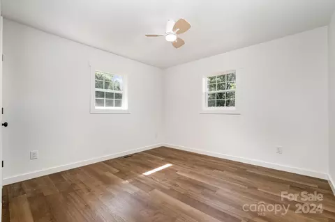 Bedroom - 1718 Prestige Dr, Conover, NC 28613 photo 3 of 6