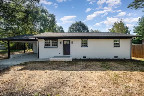 Exterior - 1718 Prestige Dr, Conover, NC 28613 photo 2 of 5