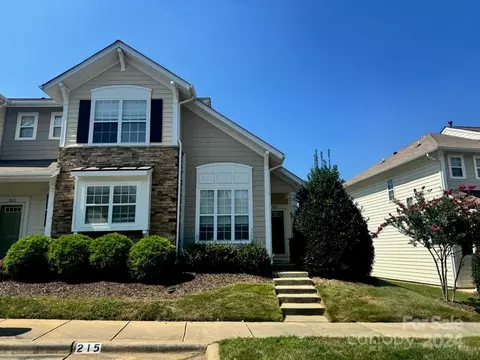 215 Dawn Mist Ln, Fort Mill, SC 29708