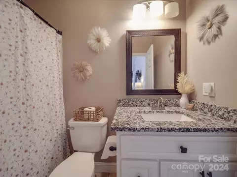 Bath - 26022 Lingerfelt Rd, Albemarle, NC 28001 photo 4 of 4