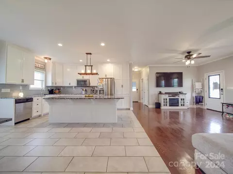 Kitchen - 26022 Lingerfelt Rd, Albemarle, NC 28001 photo 4 of 4