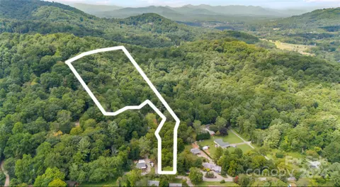 63 Rice Branch Rd, Asheville, NC 28804