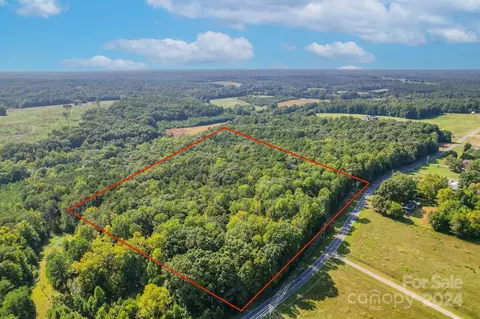 184 Rustic Rd, Mooresville, NC 28115