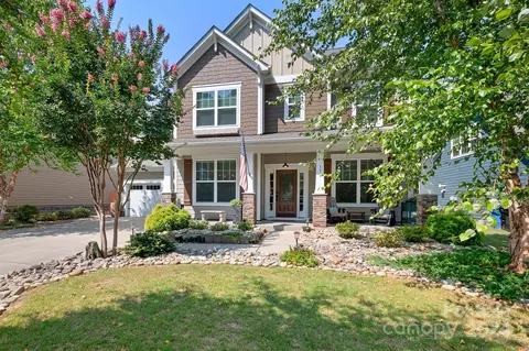 111 Ferngrove Ct, Mooresville, NC 28117