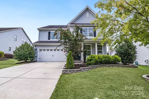 15421 Oleander Dr, Charlotte, NC 28278