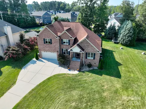 149 Albany Dr, Mooresville, NC 28115