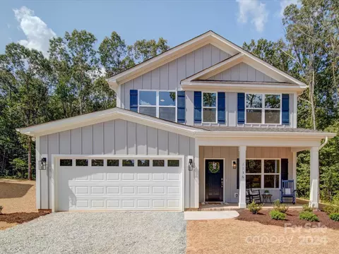 1136 Forest Dr, Marshville, NC 28103