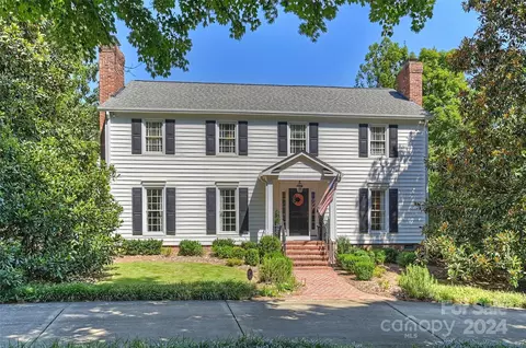 736 Sardis Ln, Charlotte, NC 28270