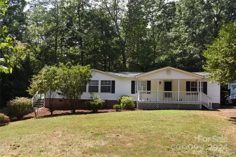 95 Liberty Dr, Marion, NC 28752