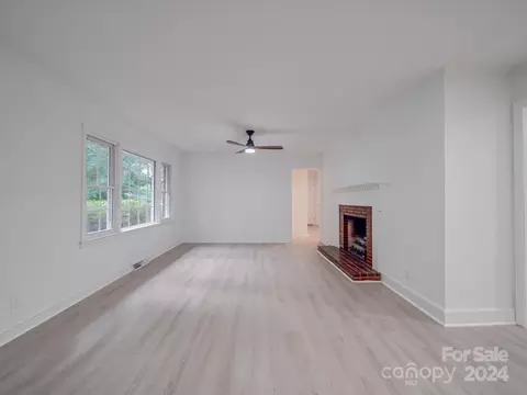 610 Davis St, Lancaster, SC 29720 photo 4