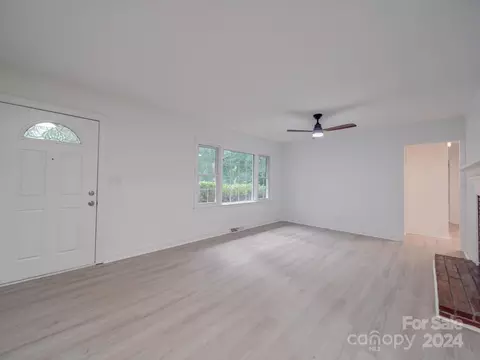 610 Davis St, Lancaster, SC 29720 photo 5