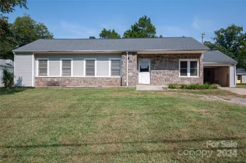 2501 Shelton Ave, Statesville, NC 28677