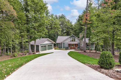 44 Hawberry Ct, Asheville, NC 28805
