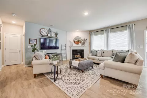 Living - 458 Dudley Dr, Fort Mill, SC 29715 photo 1 of 2