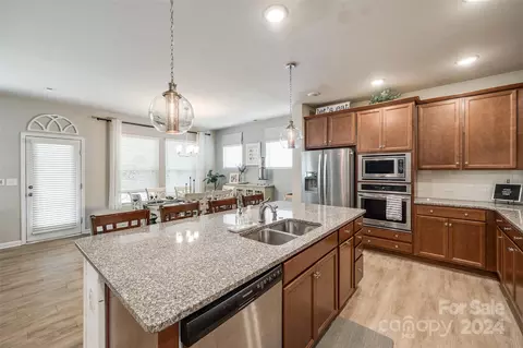 Kitchen - 458 Dudley Dr, Fort Mill, SC 29715 photo 5 of 5