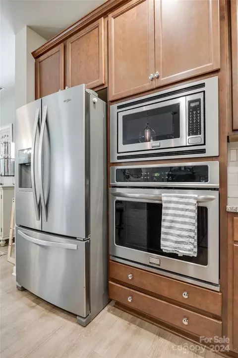 Kitchen - 458 Dudley Dr, Fort Mill, SC 29715 photo 4 of 5