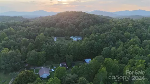 206 Fallen Oaks Ln, Rutherfordton, NC 28139