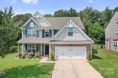 5879 Mcclintock Dr, Denver, NC 28037