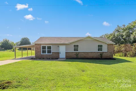 313 Harrill Rd, Forest City, NC 28043