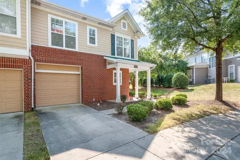 14117 Castle Abbey Ln, Charlotte, NC 28277