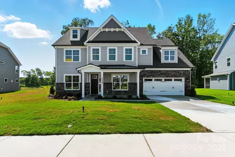 3229 Mcharney Dr, Harrisburg, NC 28075